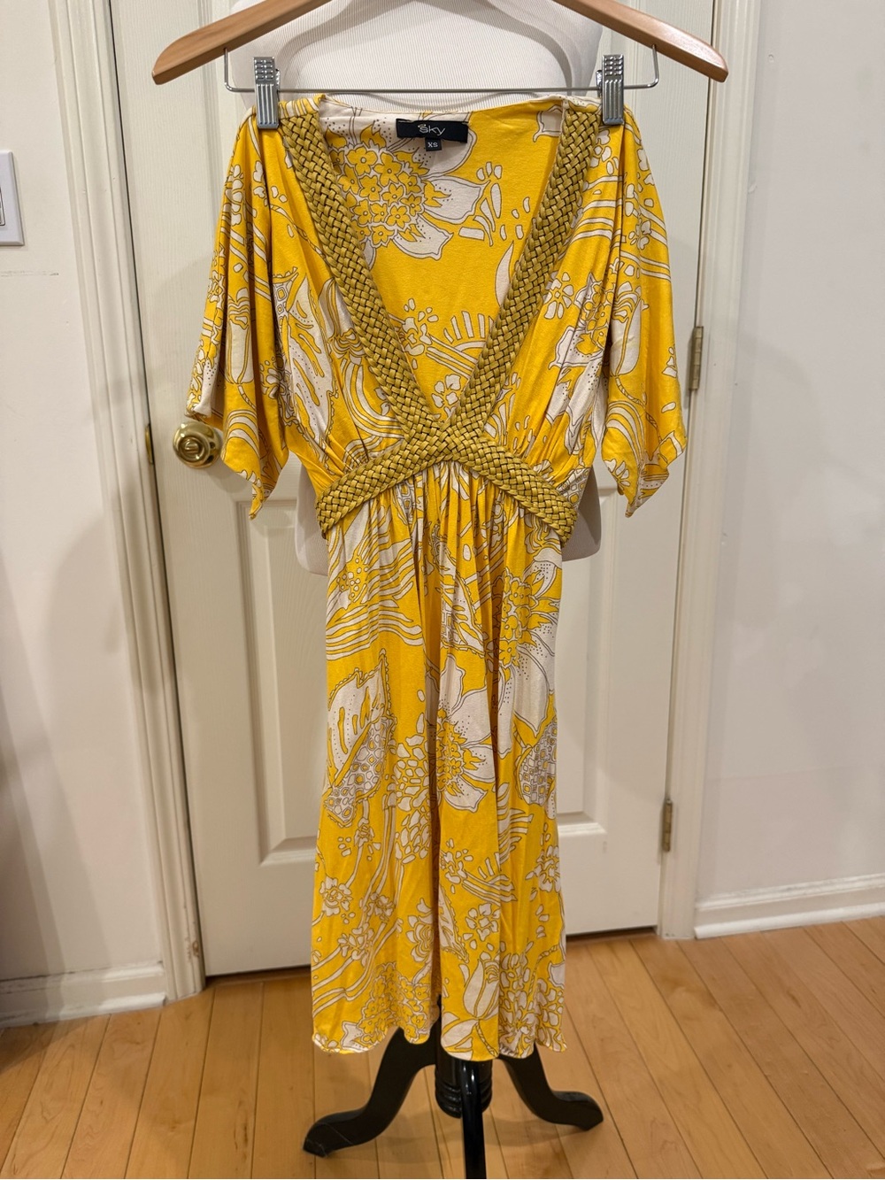 Yellow Floral V-Neck Midi Dress with Braided Trim